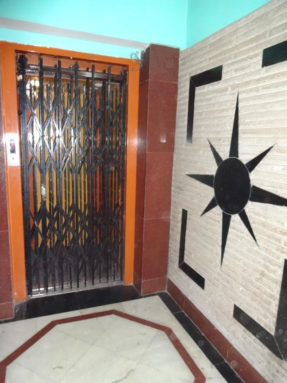 Ajatsatru Hotel Gaya Buitenkant foto