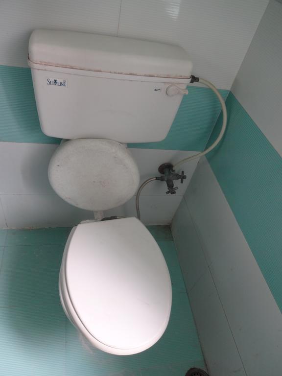 Ajatsatru Hotel Gaya Kamer foto