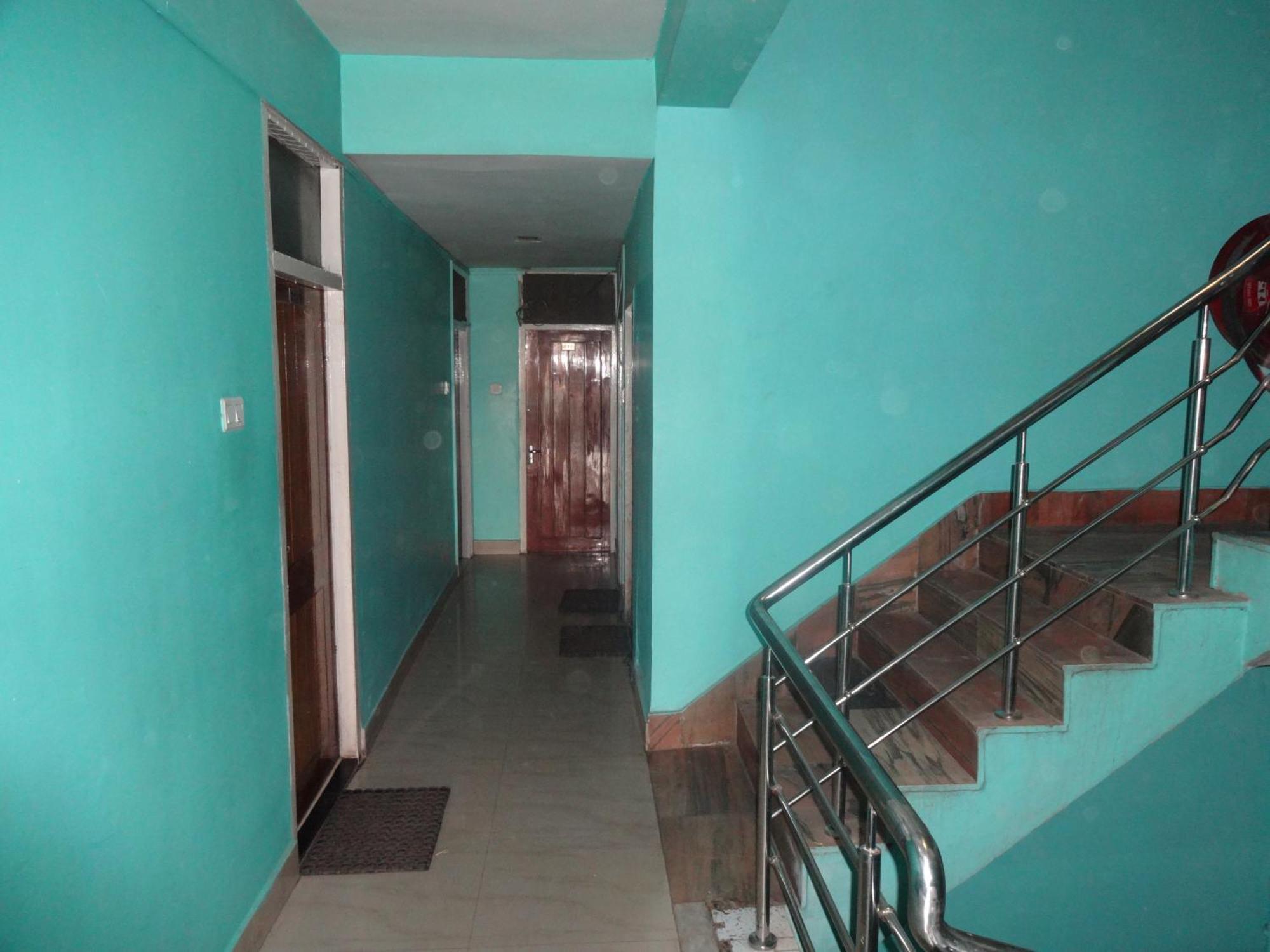 Ajatsatru Hotel Gaya Buitenkant foto