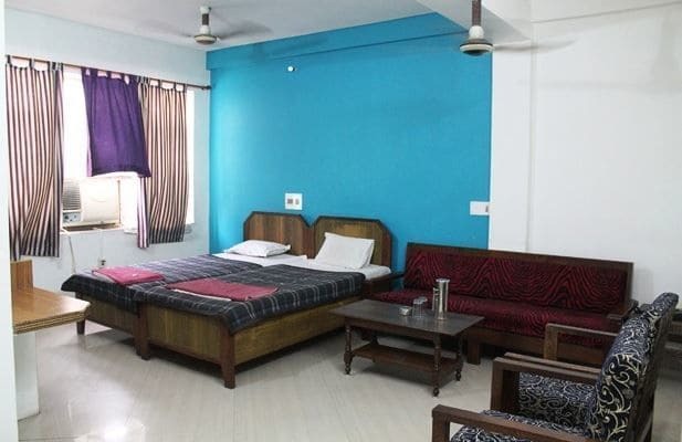 Ajatsatru Hotel Gaya Buitenkant foto